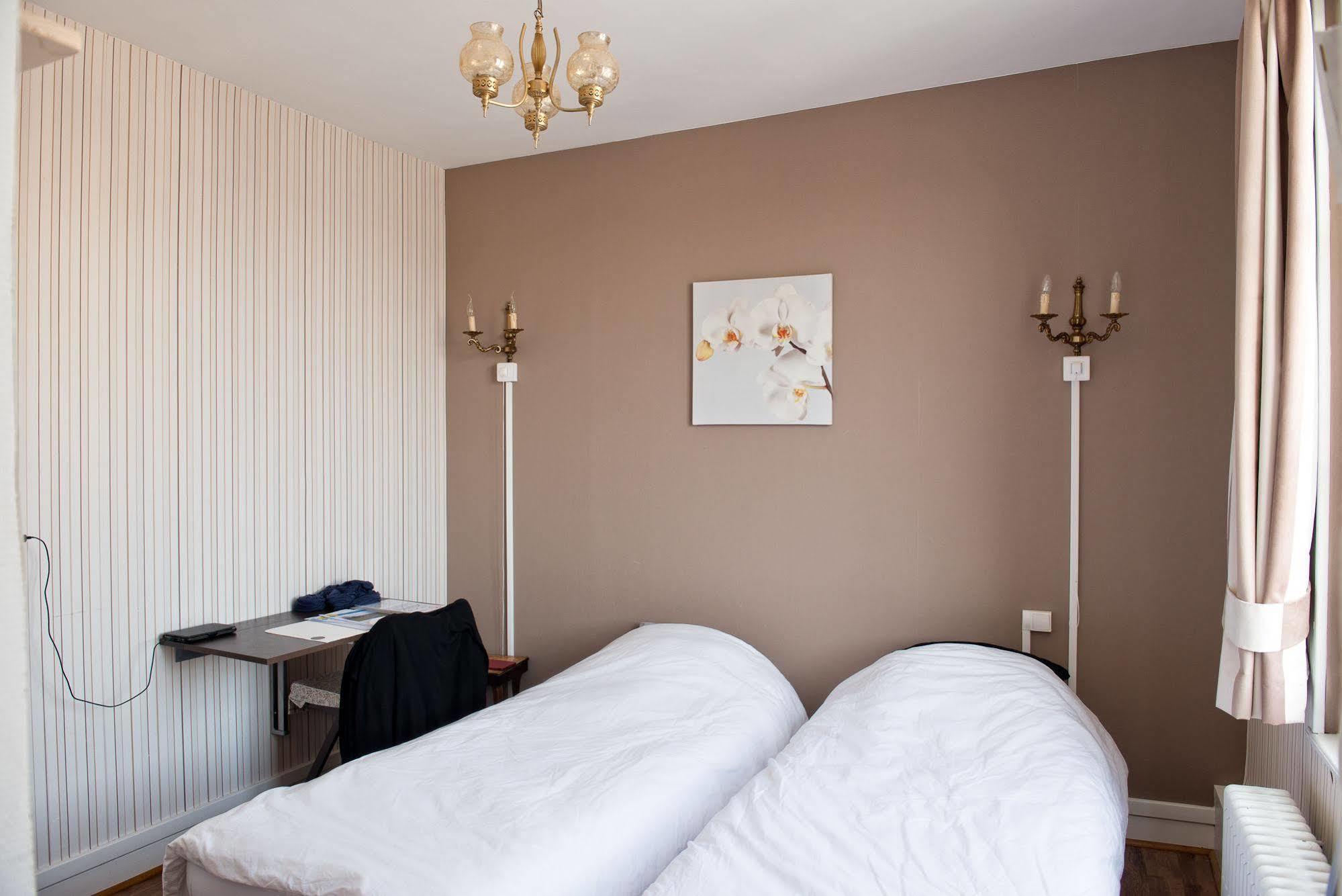 Entre Nous Hotel Rozoy-sur-Serre Ngoại thất bức ảnh