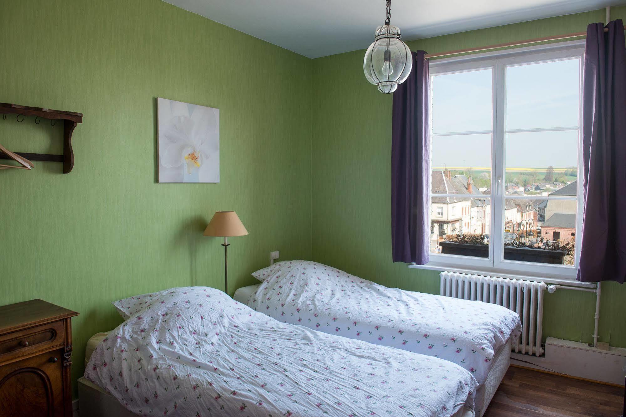 Entre Nous Hotel Rozoy-sur-Serre Ngoại thất bức ảnh